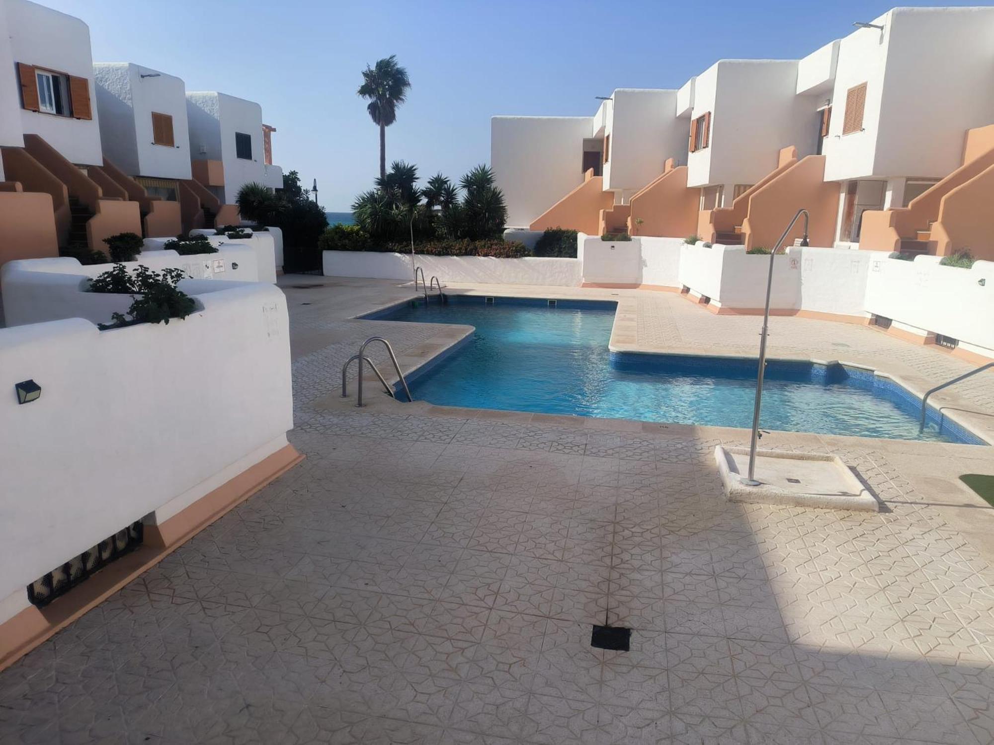 Piscina, Wifi, Patio Con Vistas Apartment