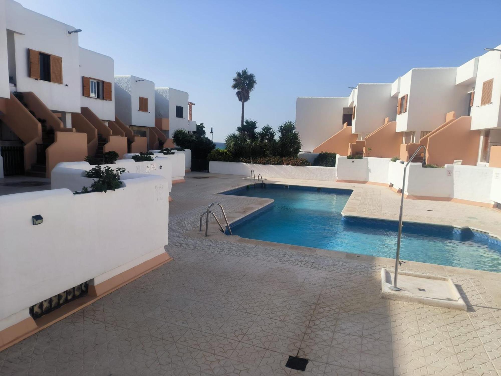 Piscina, Wifi, Patio Con Vistas * Tarifa